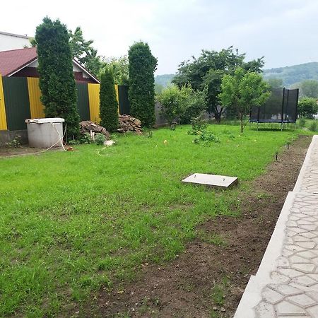 Casa Ariana Villa Curtea De Arges Exterior photo
