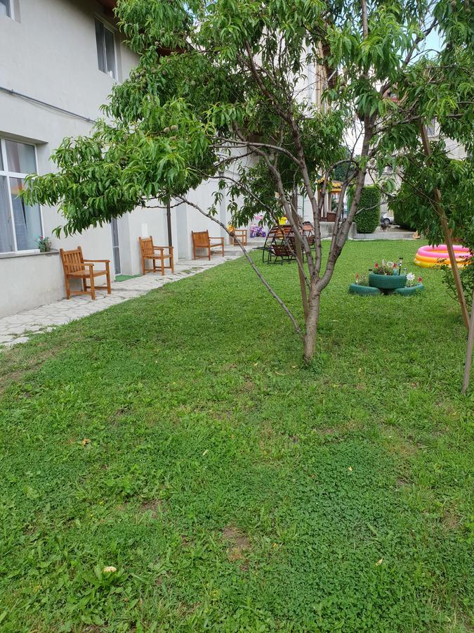 Casa Ariana Villa Curtea De Arges Exterior photo